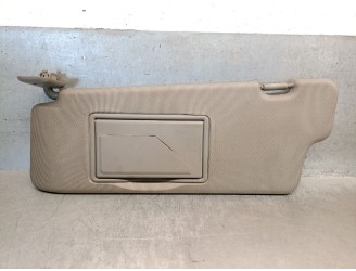 Replacement left sun visor for a Daewoo Nubira sedan (J200) 1.8, OEM/IAM reference 96615778 96615778