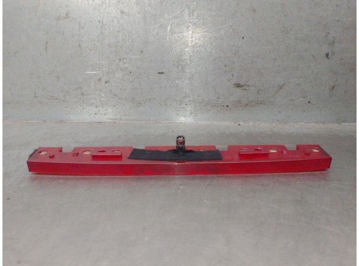 Center brake light for Audi A4 B7 (8EC) 1.8 T, OEM/IAM reference 8E9945097B 8E9945097B