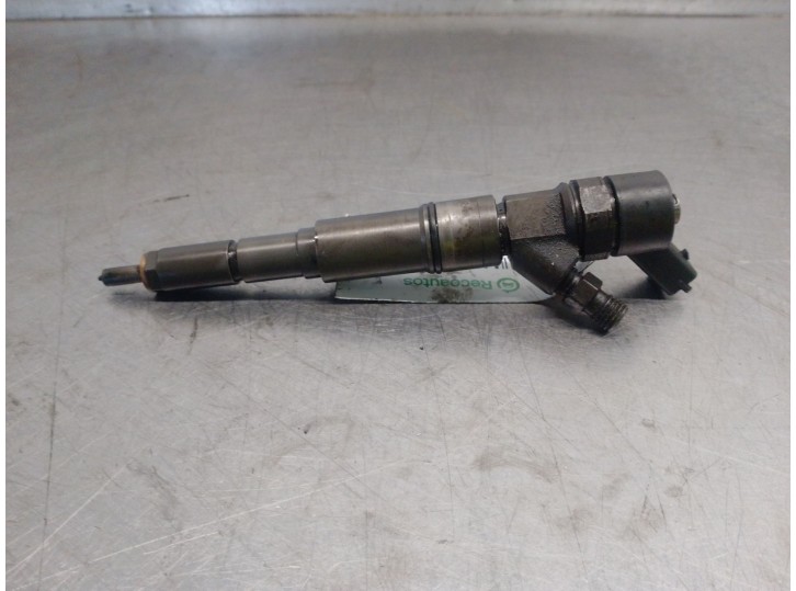 Replacement fuel injector for BMW X5 (E53) 3.0 D, OEM/IAM references 7785984 0445110047