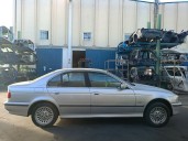 bmw 5 (e39) del año 2000