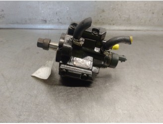 Recambio de bomba inyeccion para bmw x5 (e53) 3.0 d referencia OEM IAM 7787563 13517787632 0445010009