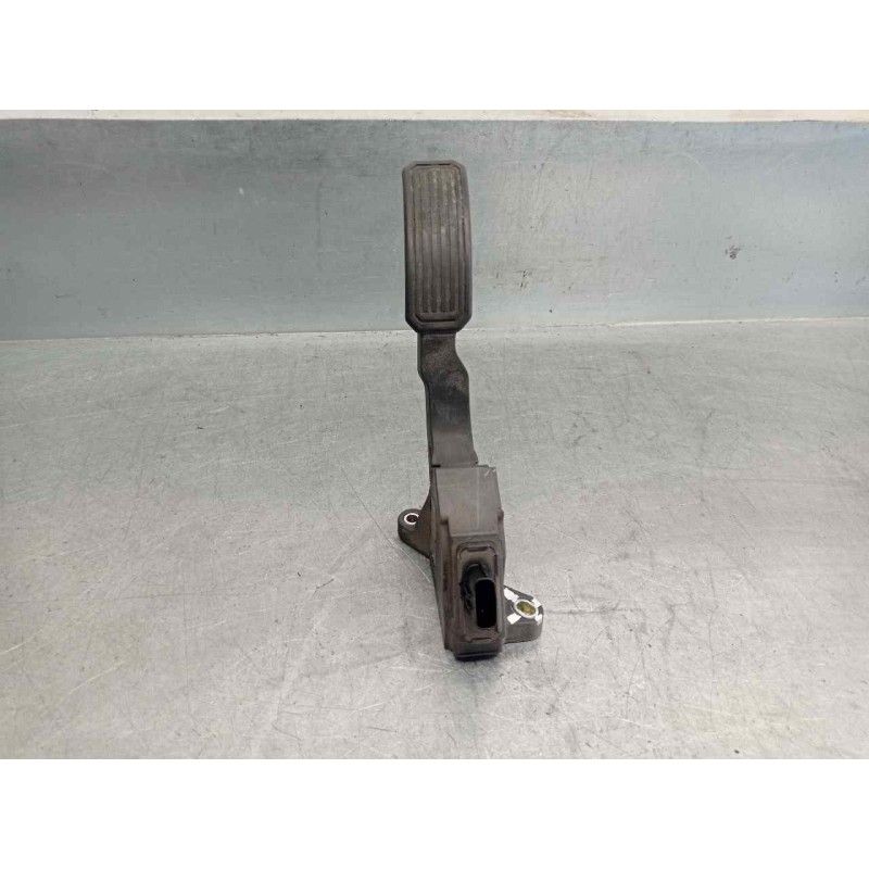 Recambio de potenciometro pedal para toyota auris 1.4 turbodiesel cat referencia OEM IAM 7811002010  