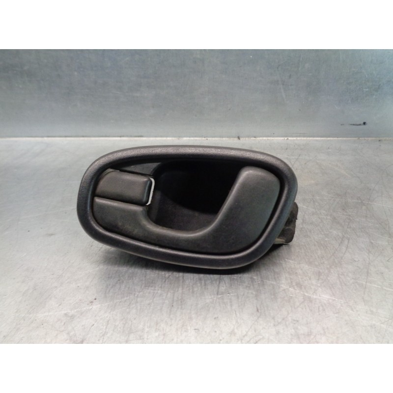 Recambio de maneta interior delantera izquierda para daewoo lanos 1.5 cat referencia OEM IAM 96304018  