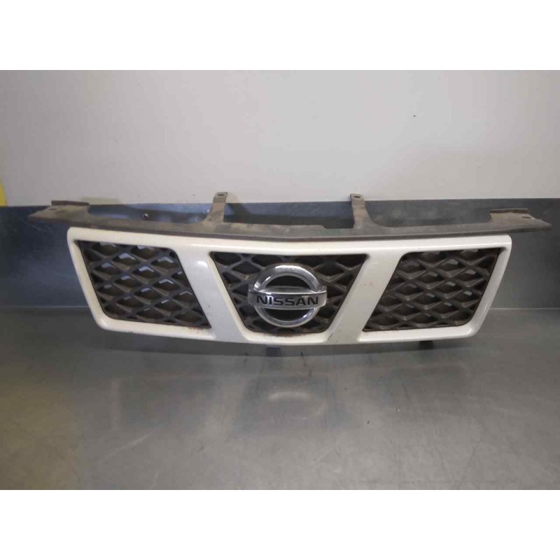 Recambio de rejilla delantera para nissan x-trail (t30) comfort referencia OEM IAM 62310EQ400  