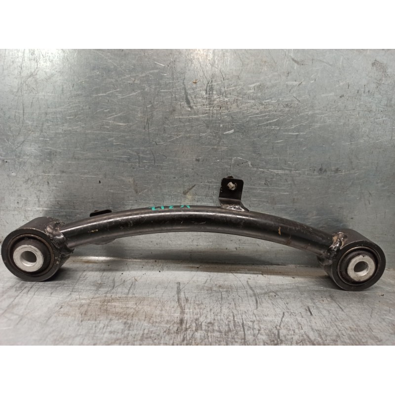 Recambio de brazo suspension superior trasero izquierdo para ssangyong rodius xdi referencia OEM IAM 4561021100  