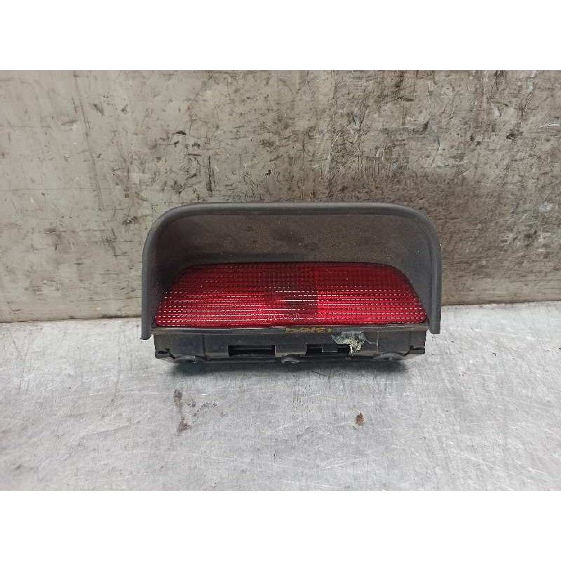 Recambio de luz central de freno para honda logo (ga3) 1.3i referencia OEM IAM 34272S50013  