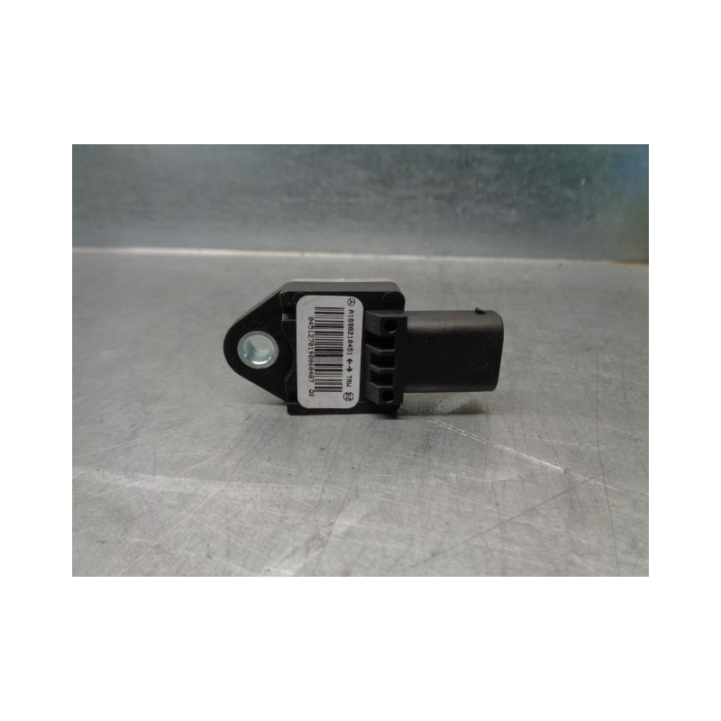 Recambio de sensor impacto para mercedes clase b (w245) 200 (245.233) referencia OEM IAM A1698210451  