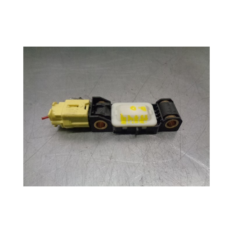 Recambio de sensor airbag para nissan note (e11e) acenta referencia OEM IAM 98830AY00A 0285003019 BOSCH