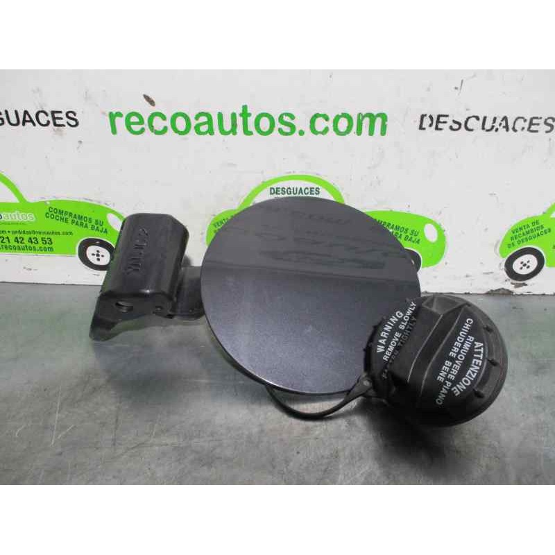 Recambio de tapa exterior combustible para kia venga 1.4 cat referencia OEM IAM 695101P000  GRIS