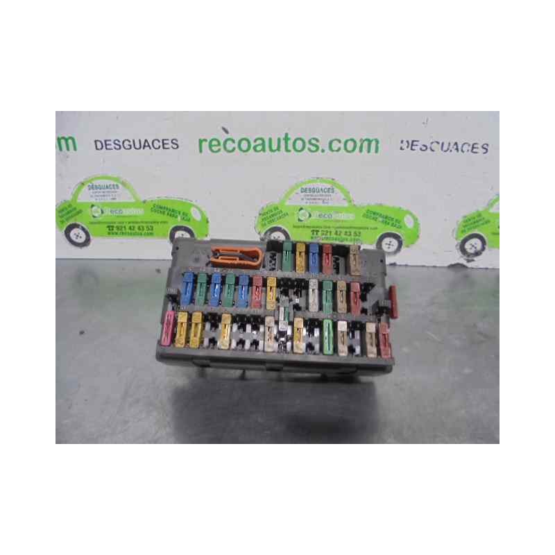 Recambio de caja reles / fusibles para citroen xsara berlina 1.9 diesel referencia OEM IAM 9568591180  