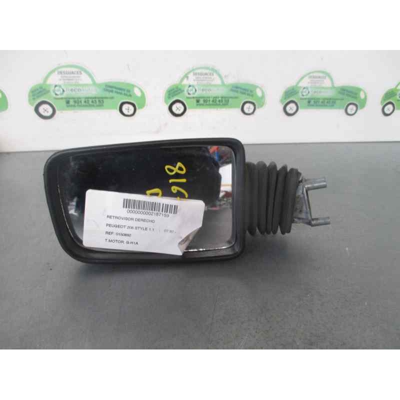 Recambio de retrovisor derecho para peugeot 205 style 1.1 referencia OEM IAM 0150892  3 PUERTAS