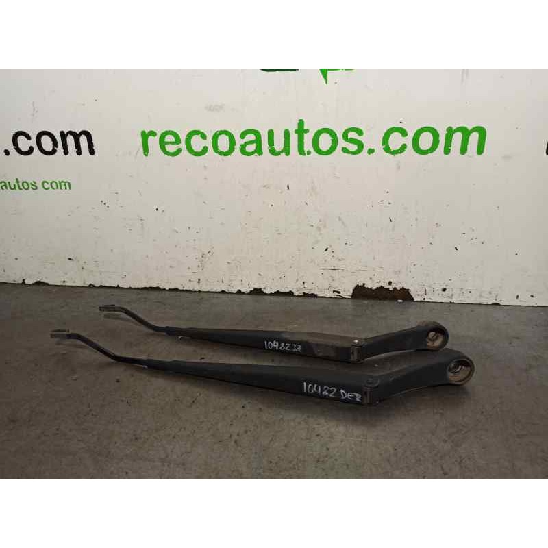 Recambio de brazo limpia delantero derecho para ssangyong kyron 2.0 referencia OEM IAM 7831109000  