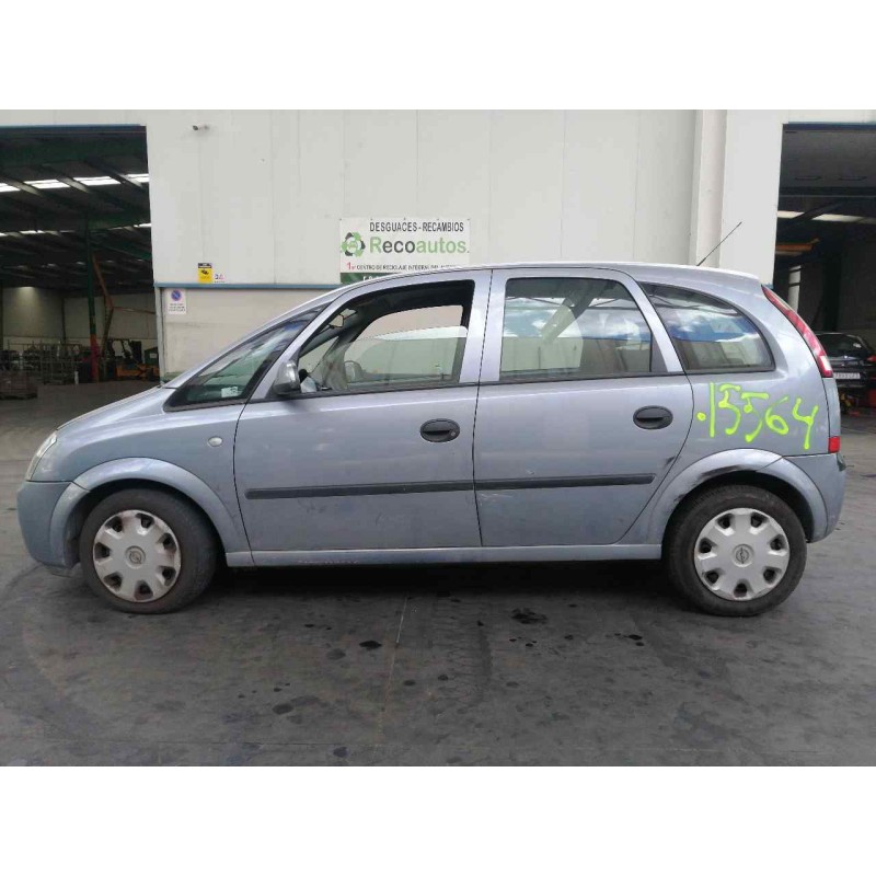 opel meriva del año 2004