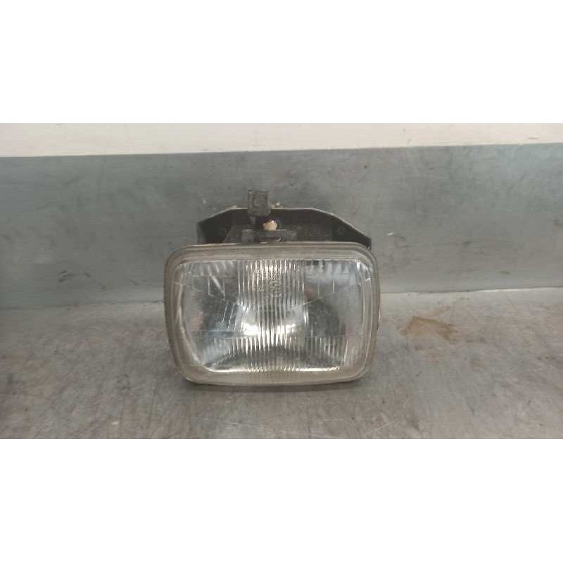 Recambio de faro derecho para renault rapid/express (f40) 1.4 referencia OEM IAM 7701031920  4 PUERTAS