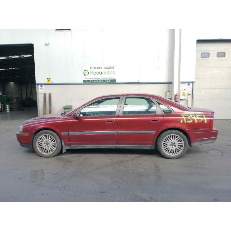 volvo s80 berlina del año 2001