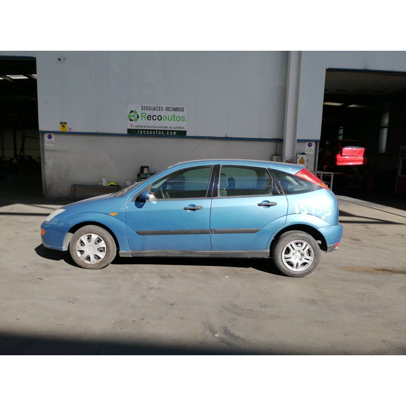 ford focus berlina (cak) del año 2000