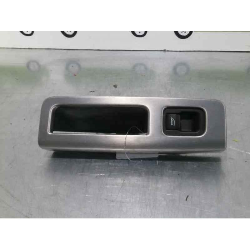 Recambio de mando elevalunas trasero izquierdo para volvo v50 familiar 2.0 diesel cat referencia OEM IAM   