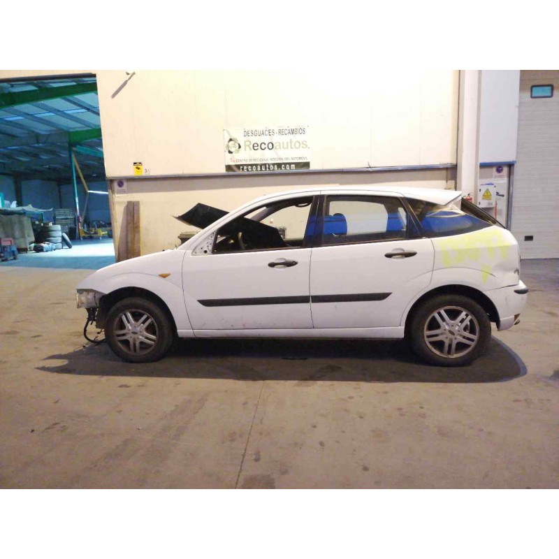 ford focus berlina (cak) del año 2004