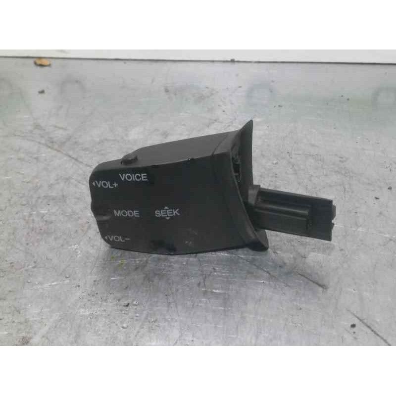 Recambio de mando radio volante para ford focus berlina (cap) 2.0 cat referencia OEM IAM   