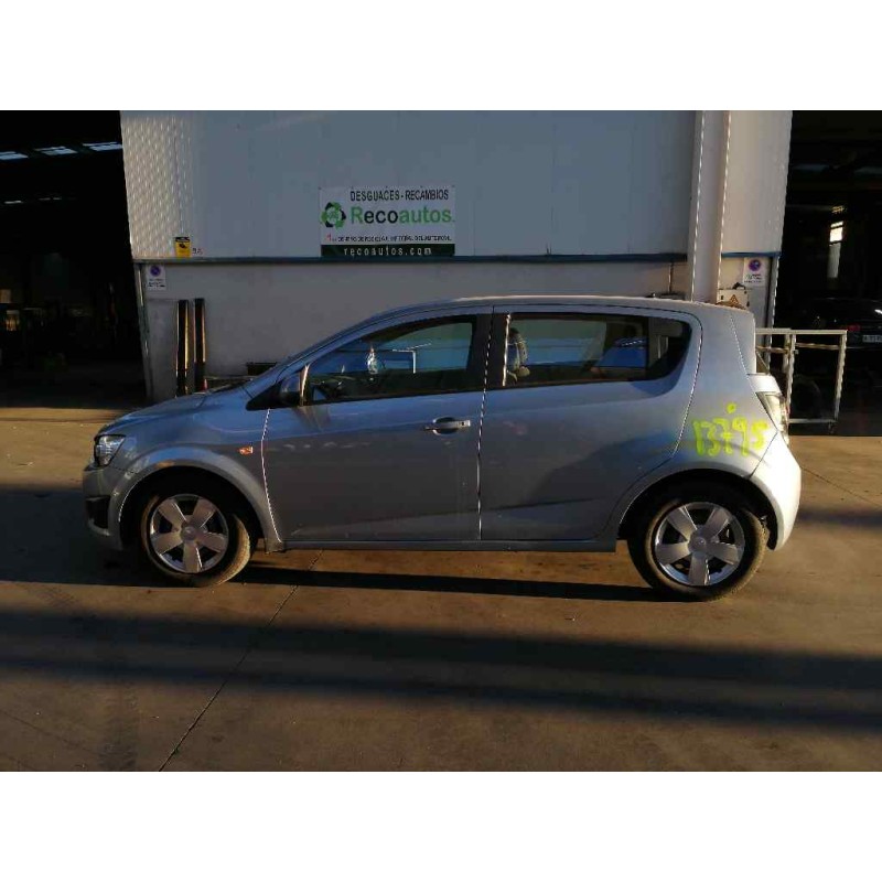 chevrolet aveo berlina hatchback del año 2011