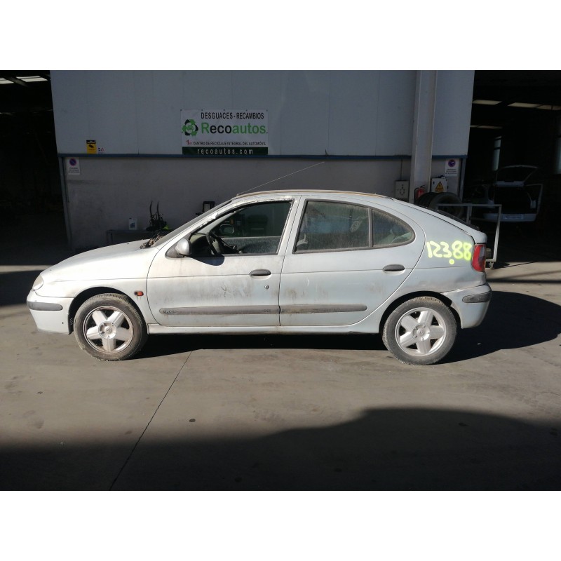 renault megane i fase 2 berlina (ba0) del año 1999