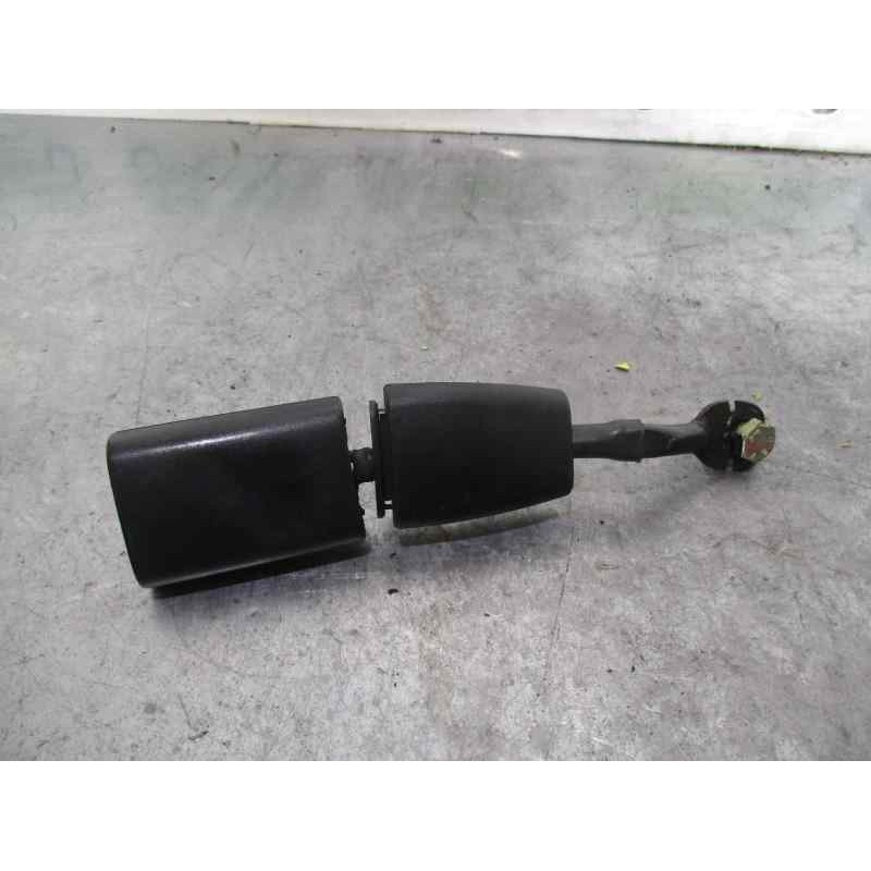 Recambio de enganche cinturon para lancia ypsilon (101) 1.4 cat referencia OEM IAM 1002846 C481100206 3 PUERTAS