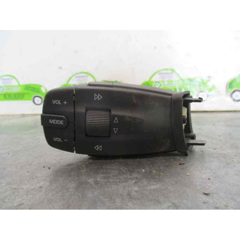 Recambio de mando radio volante para seat ibiza sc (6j1) 1.4 tdi referencia OEM IAM 6L0959441  