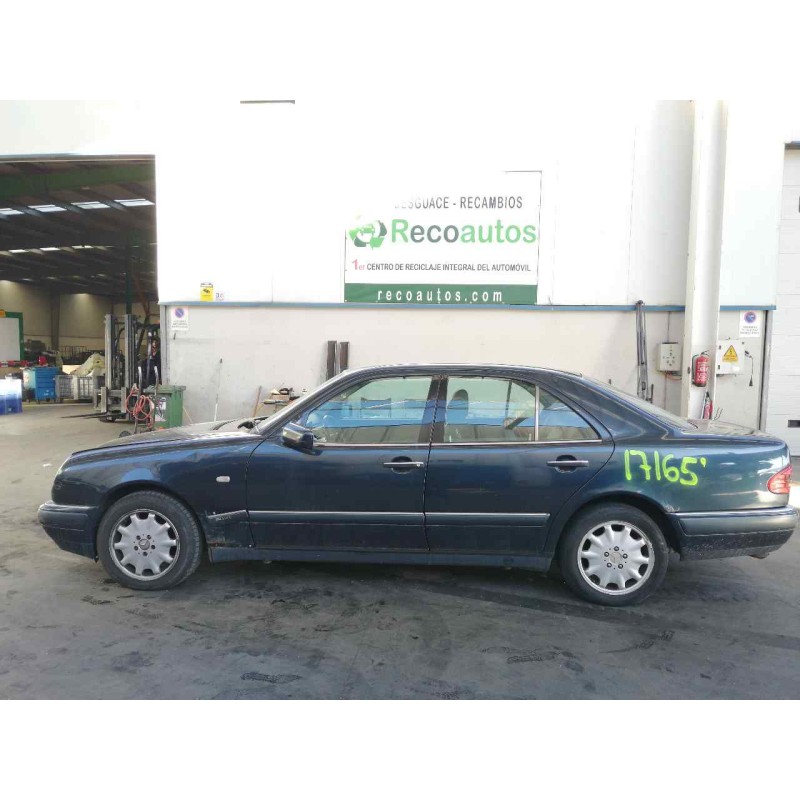 mercedes clase e (w210) berlina del año 1998