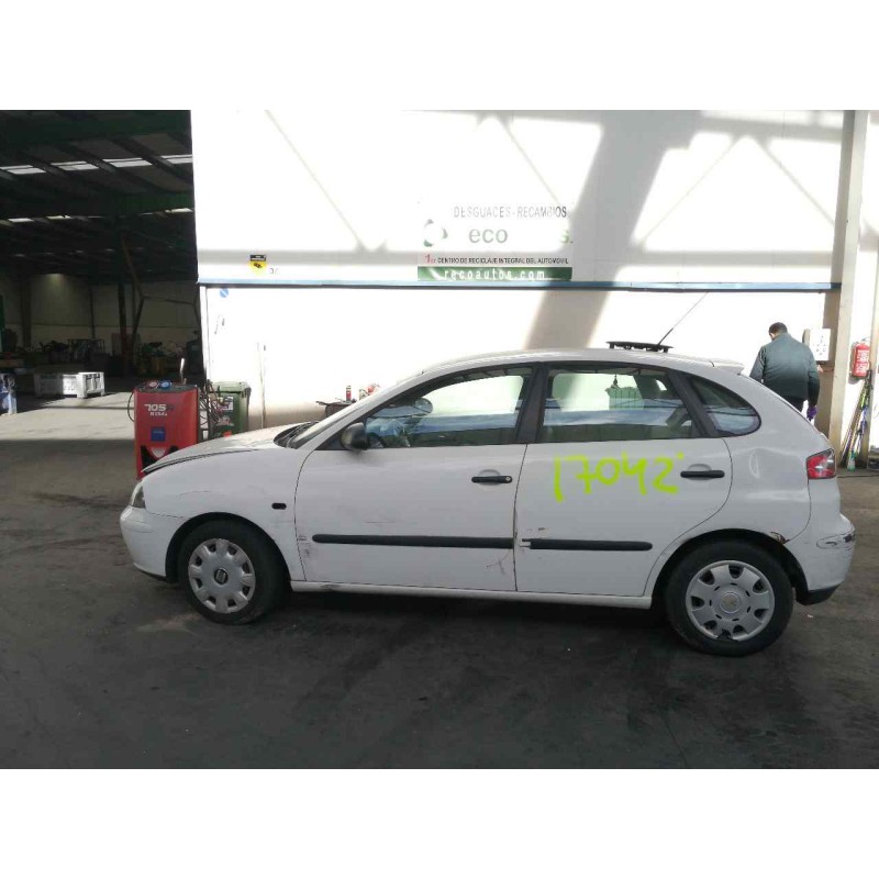 seat ibiza (6l1) del año 2002