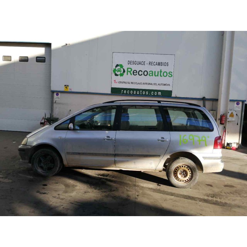 seat alhambra (7v9) del año 2004