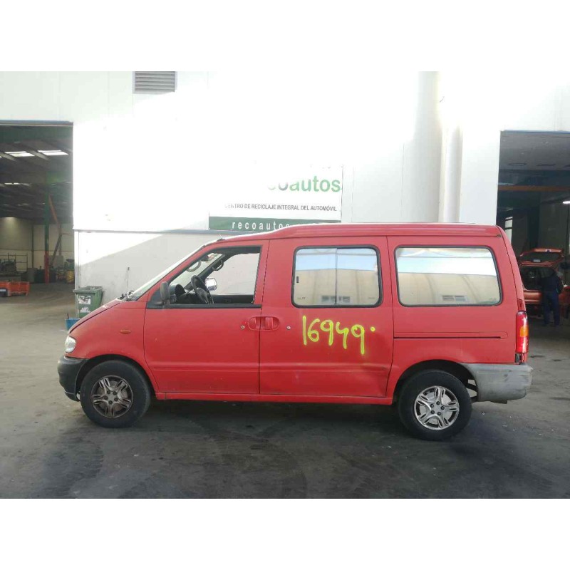 nissan vanette cargo del año 2000