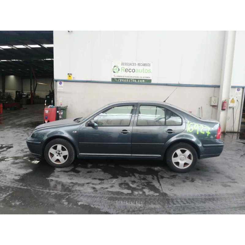 volkswagen bora berlina (1j2) del año 2001