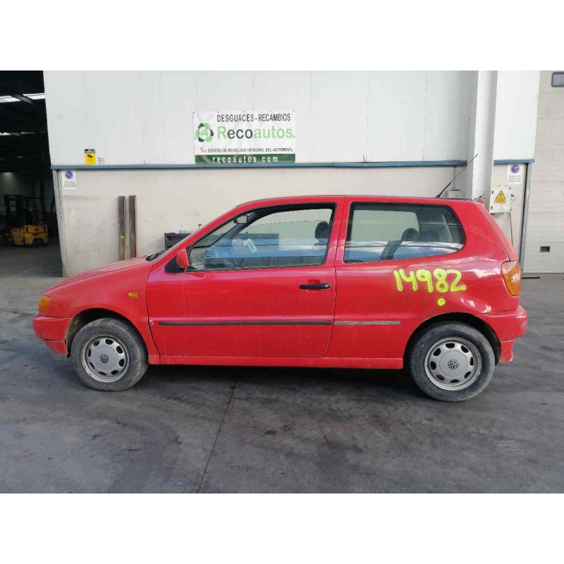 volkswagen polo berlina (6n1) del año 1996