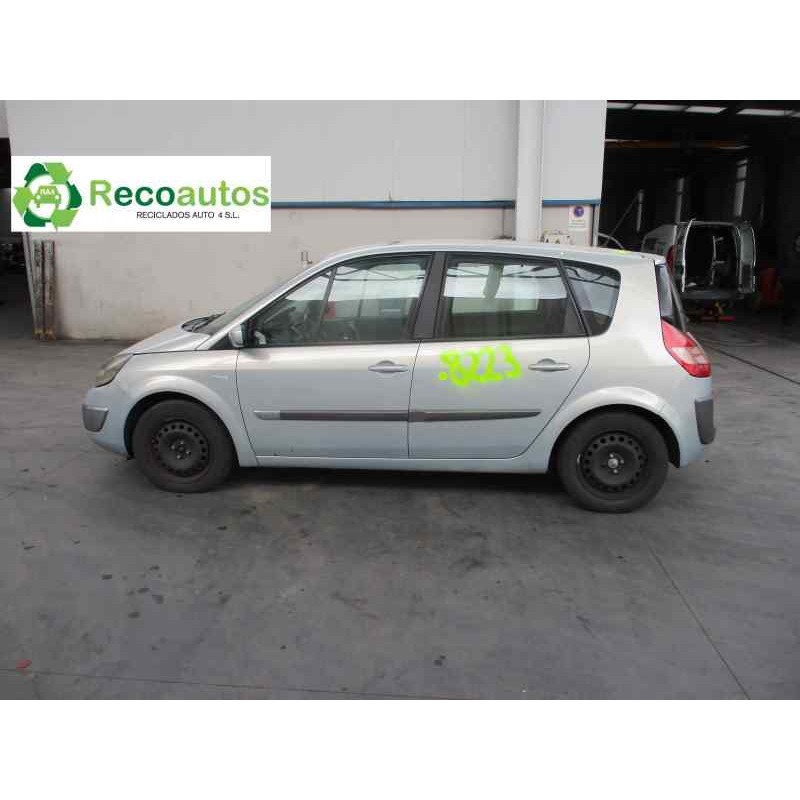 renault scenic ii del año 2003