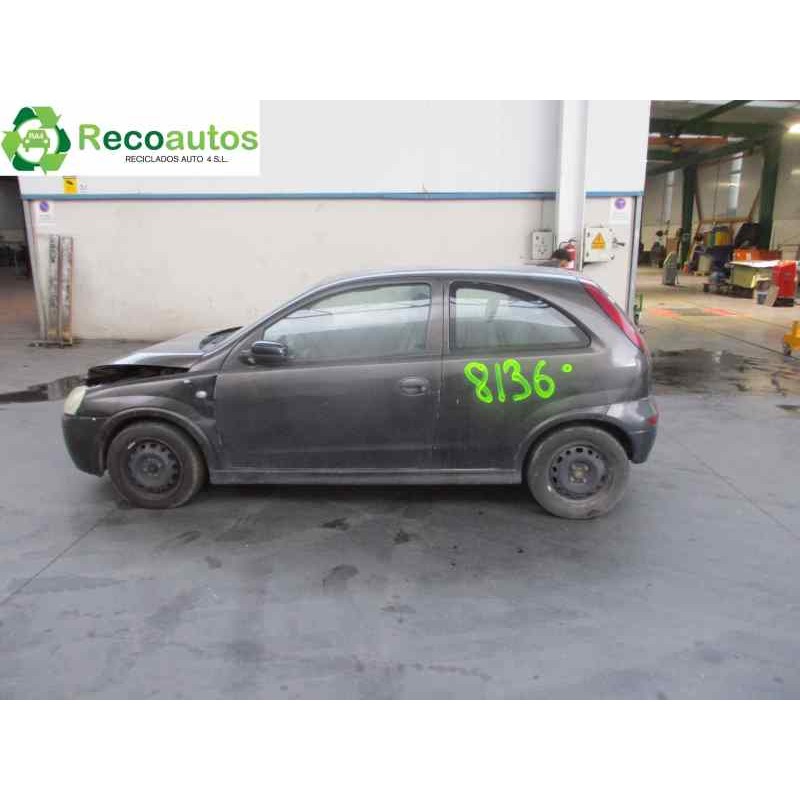 opel corsa c del año 2001