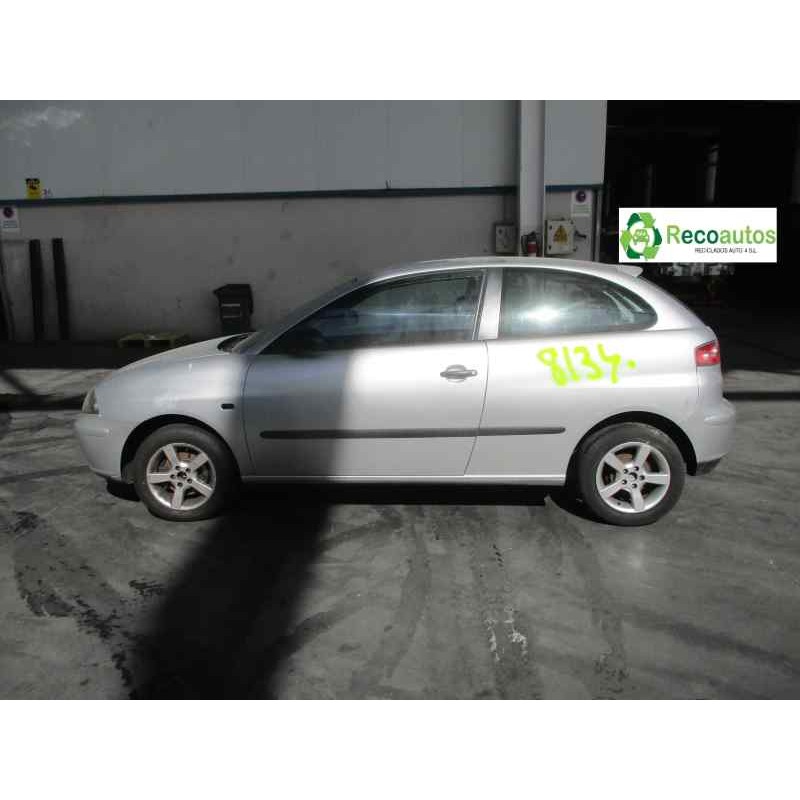 seat ibiza (6l1) del año 2003