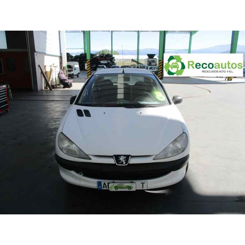 peugeot 206 berlina del año 1999