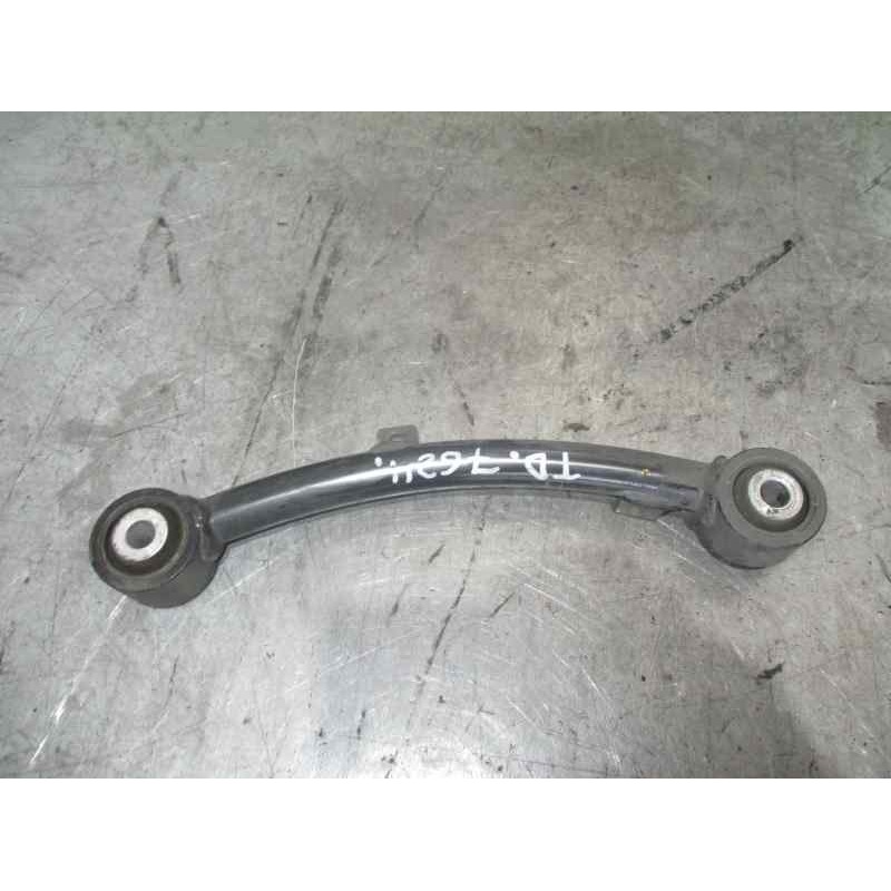 Recambio de brazo suspension superior trasero derecho para ssangyong rodius 2.0 td cat referencia OEM IAM   