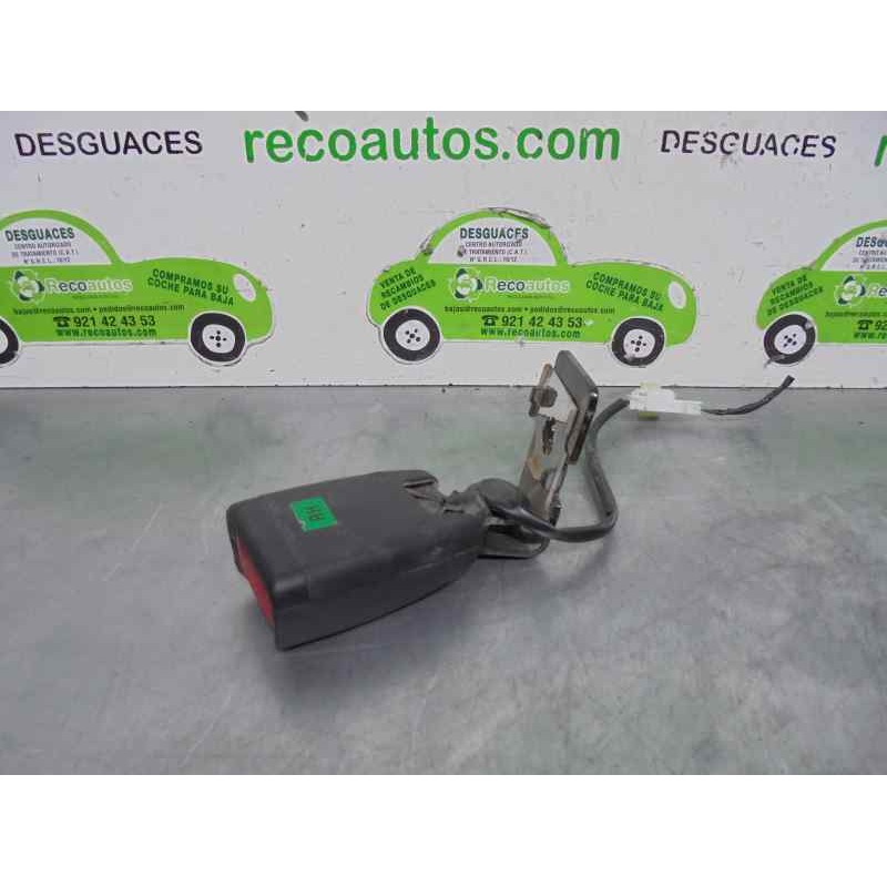 Recambio de enganche cinturon para kia cee´d 1.6 crdi cat referencia OEM IAM  2 PIN 