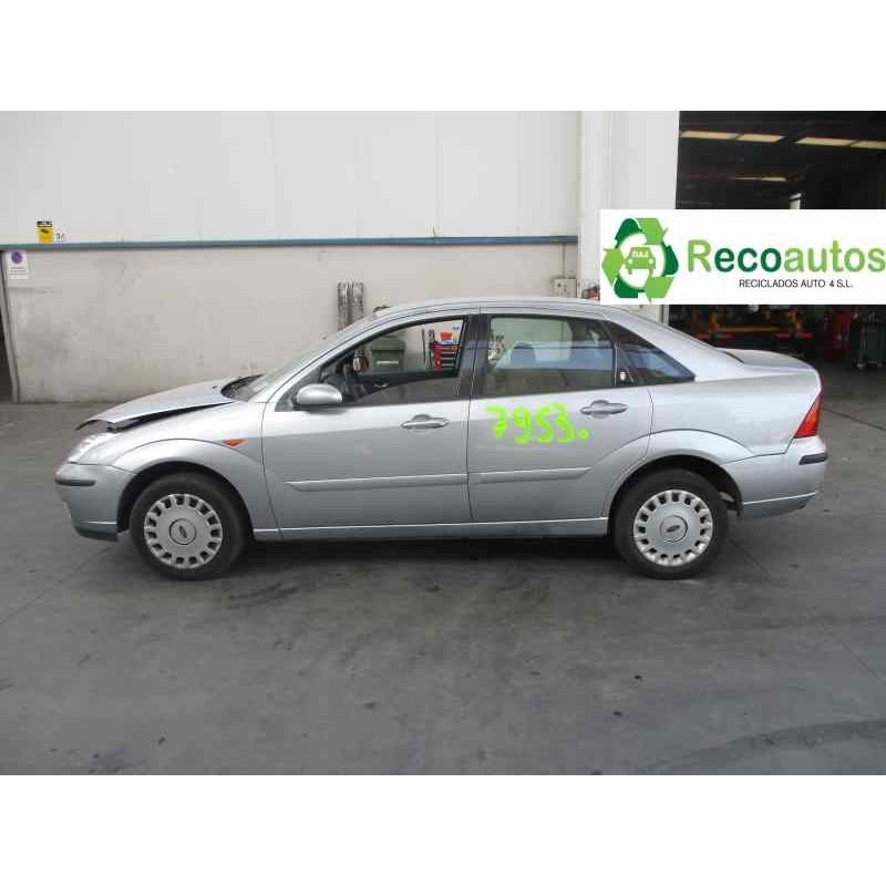 ford focus berlina (cak) del año 2004