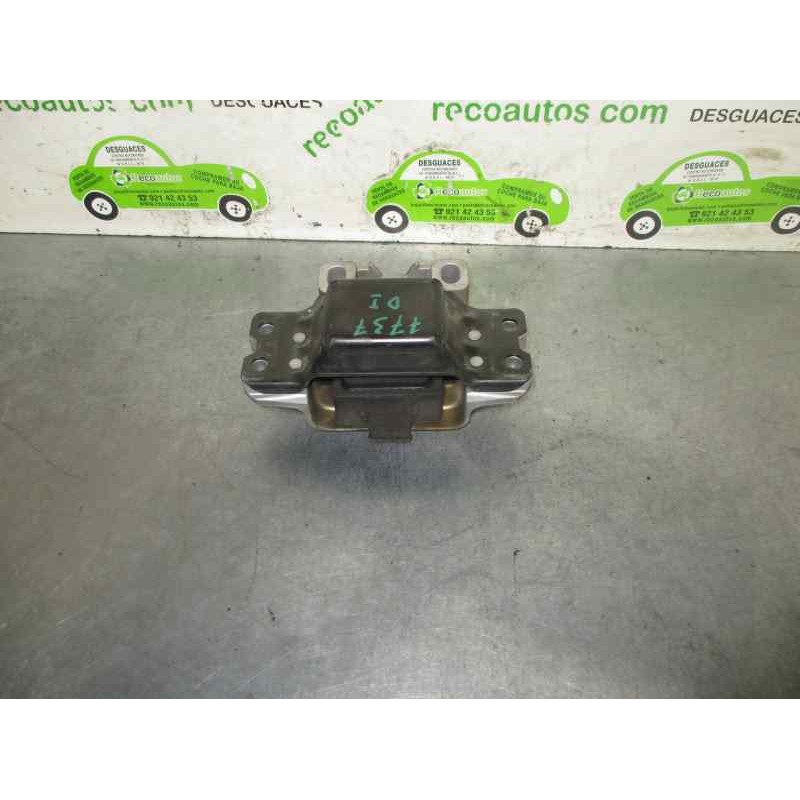 Recambio de soporte motor izquierdo para audi a3 (8p) 1.9 tdi referencia OEM IAM 1K0199555  