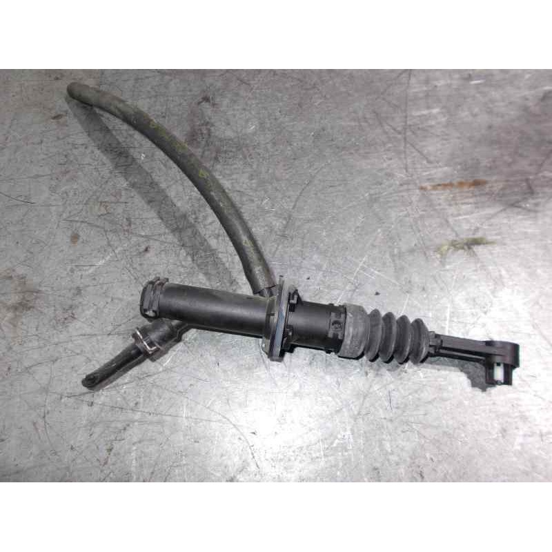 Recambio de bomba embrague para renault scenic iii 1.6 16v referencia OEM IAM 306100018R  