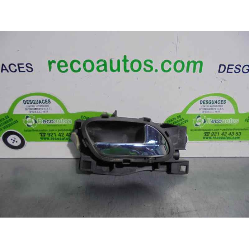 Recambio de maneta interior delantera derecha para peugeot 407 sw 1.6 hdi referencia OEM IAM   