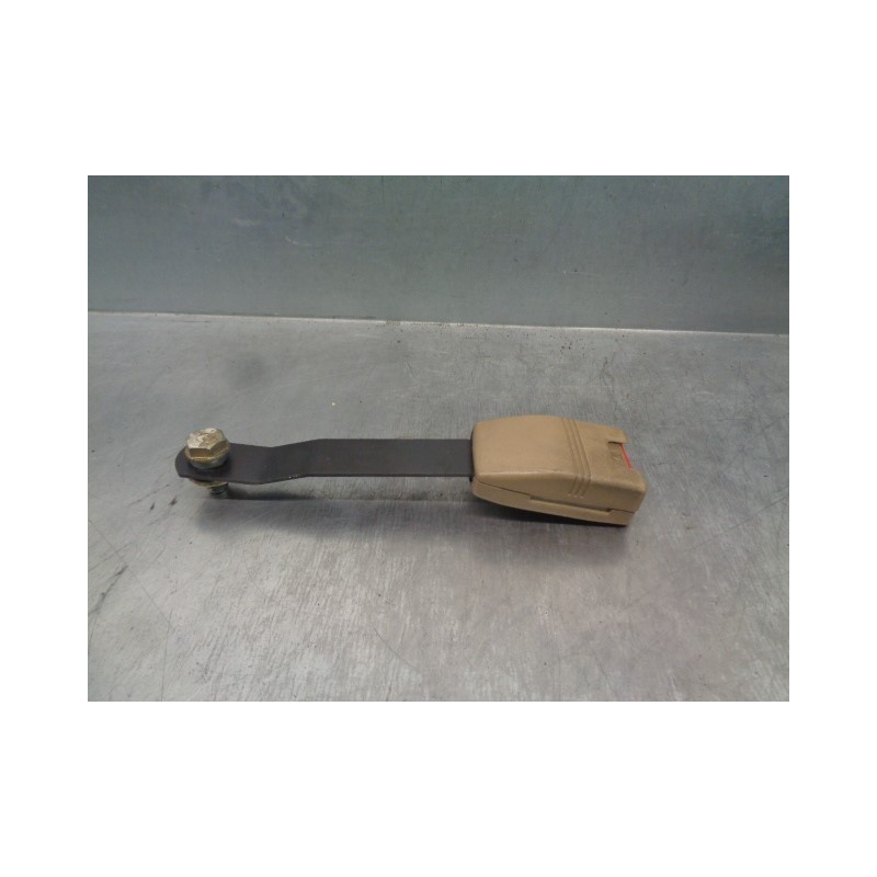 Recambio de enganche cinturon para mg rover serie 800 (rs) 827 si referencia OEM IAM EVE10022 EVE100220 DEL DER.