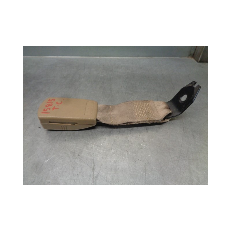 Recambio de enganche cinturon para mg rover serie 800 (rs) 827 si referencia OEM IAM   TRAS CENT.