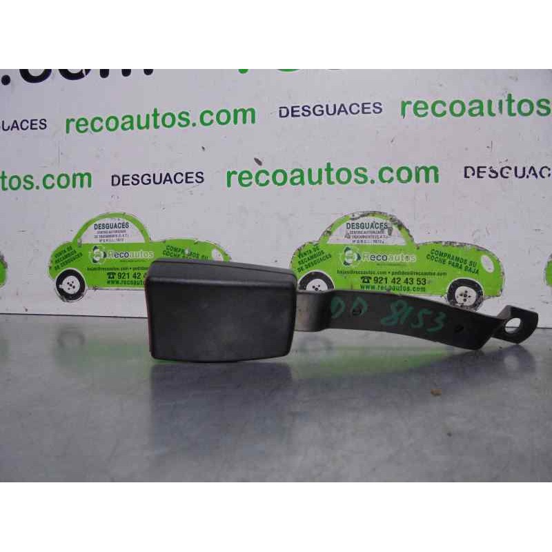 Recambio de enganche cinturon para volkswagen polo (9n3) 1.4 tdi referencia OEM IAM 6Q0857756D  