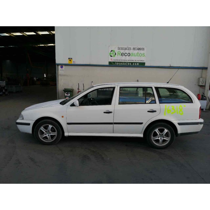 skoda octavia combi (1u5) del año 1999