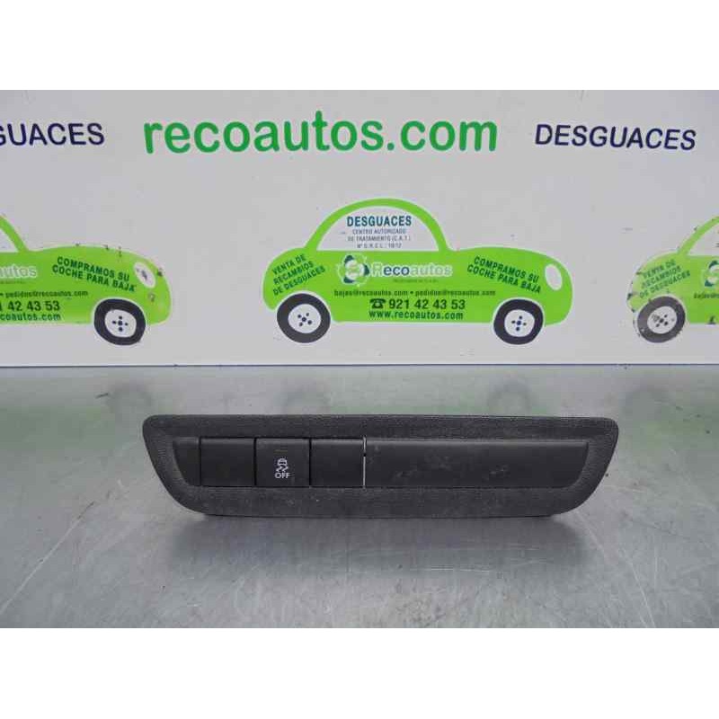 Recambio de botones salpicadero para peugeot 208 1.4 hdi fap referencia OEM IAM 9677059077  