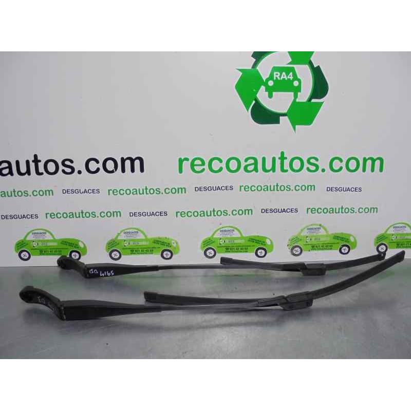 Recambio de brazo limpia delantero derecho para peugeot 308 allure referencia OEM IAM 1610672480 1610670580 