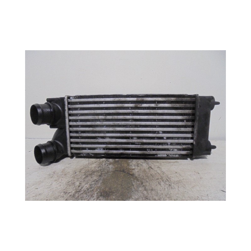 Recambio de intercooler para citroen c4 picasso avatar referencia OEM IAM 9656503980 992507MH VALEO